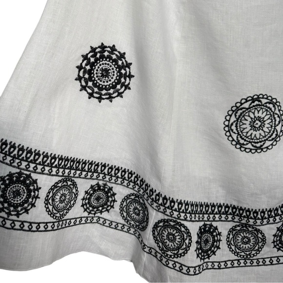 Vintage Y2K Linen Boho Medallion Embroidered Skirt Size 12 P Black White - Picture 4 of 8